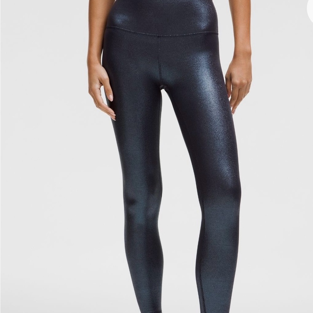 lululemon Align™ High-Rise Ribbed Pant
28" Shine - Size 4